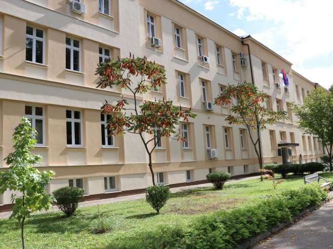 ŠANSA ZA BRUCOŠE Sredinom avgusta konkurs za drugi upisni rok na Univerzitetu u Banjaluci