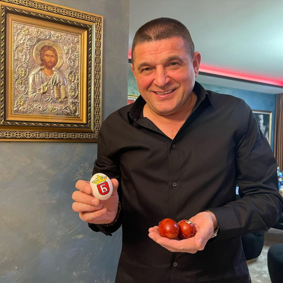 ZAVIRITE U KUĆU BAJE MALOG KNINDŽE! Ikone svuda po zidovima, a jedan detalj je posebno zanimljiv