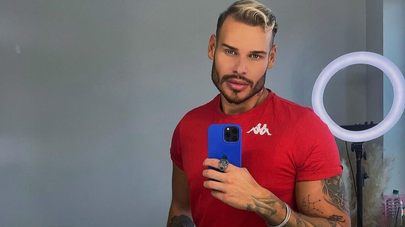 (FOTO) "JEDNO ŠMINKANJE KAO PROTEZA ZA KUK" Poznati srpski šminker objavio cijene usluga, ljudi su u šoku