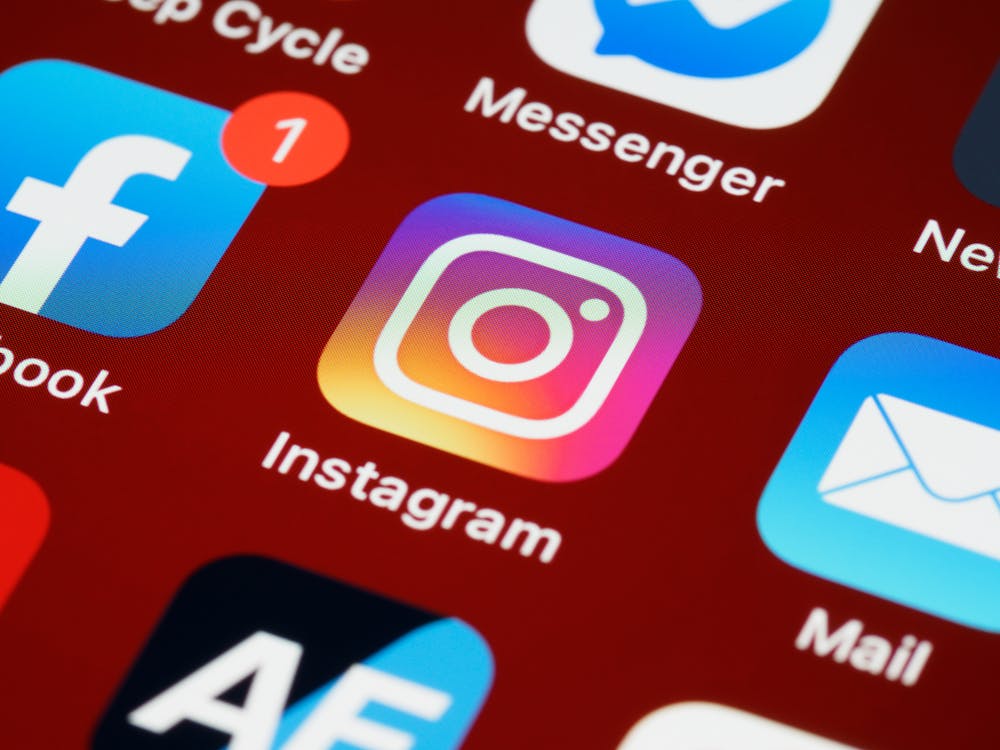 DOBRE VIJESTI ZA KORISNIKE Instagram povećao broj fotografija i videa u jednoj objavi na 20