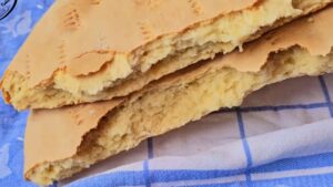 OVAKO SU JE PEKLE NAŠE BAKE Starinska brza pogača bez kvasca, sode bikarbone i praška za pecivo