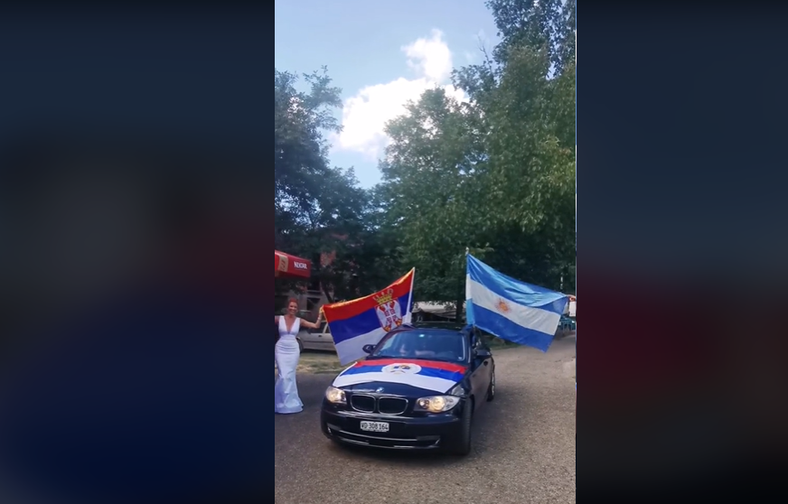 (VIDEO) ZBOG SRPKINJE SE KRSTIO I VJENČAO U ISTOM DANU Argentinac se zaljubio u Jelenu i došao u BiH zbog ljubavi