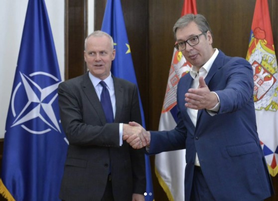 VUČIĆ SA POMOĆNIKOM GENERALNOG SEKRETARA NATO: Istakao sam rizik od eskalacije tenzija koje Priština izaziva neodgovornim ponašanjem
