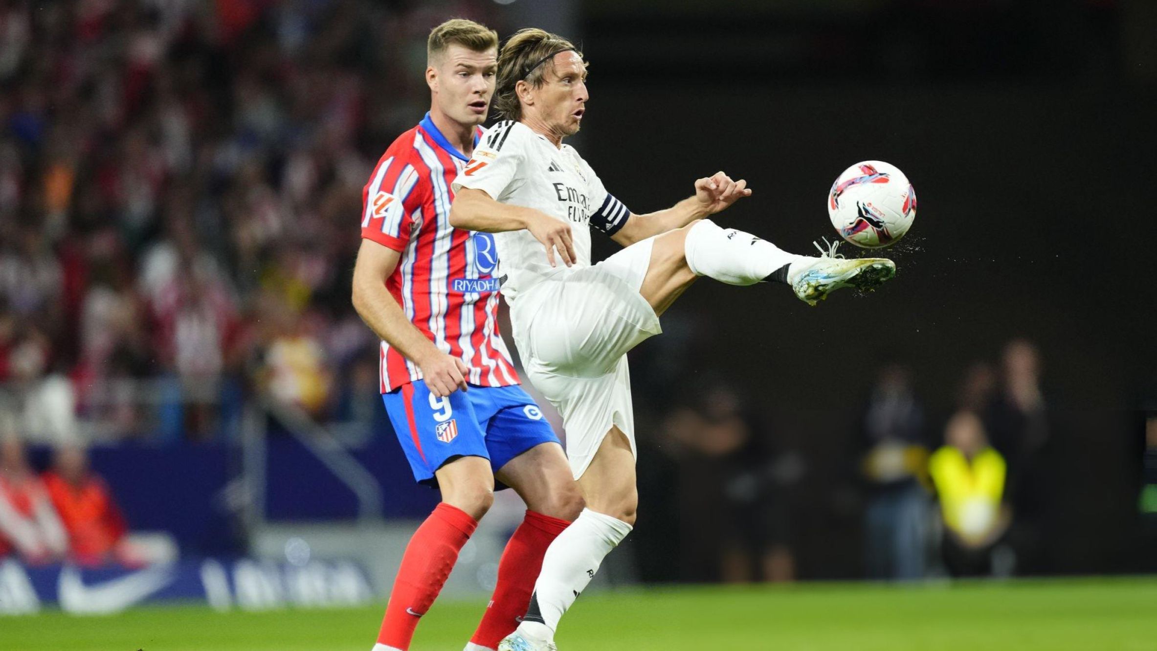 MADRIDSKI DERBI OBILJEŽILI HAOS I LUKA MODRIĆ Hrvatski čarobnjak srušio rekord protiv Atletika