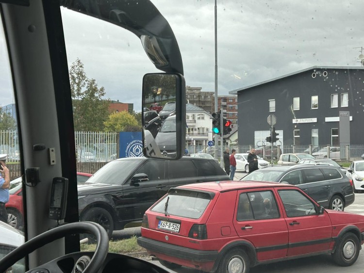 (FOTO) SUDAR U BORIKU Velike gužve na putu