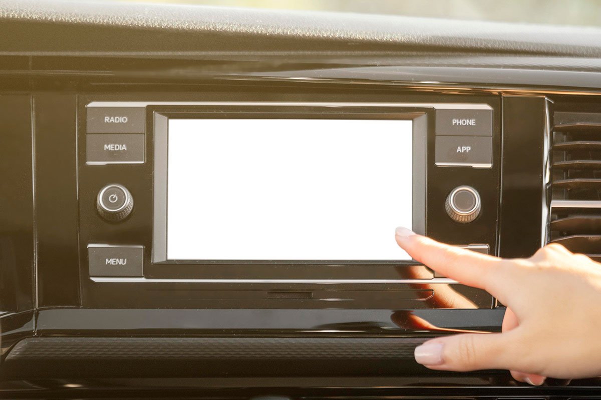 DEFINITIVNI KRAJ CD plejeri u automobilima odlaze u prošlost