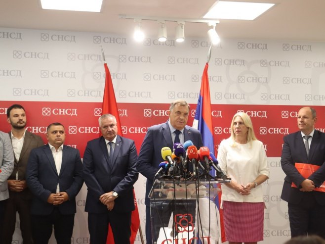 SNSD SPREMAN ZA IZBORE Dodik poručio: Srpska stabilna uprkos hibridnom ratu koji se vodi protiv nje