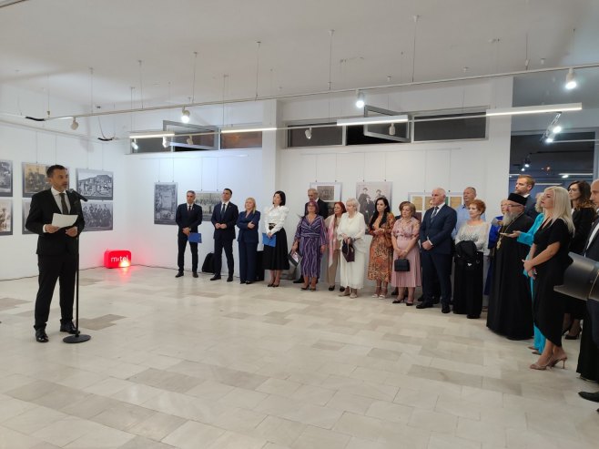 SJEĆANJE NA VELIKOG PJESNIKA Otvorena 105. manifestacija "Šantićeve večeri poezije"