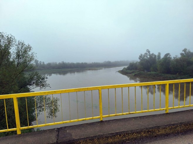 PRATI SE SITUACIJA NA SAVI I BOSNI Nema opasnosti od poplava u Šamcu