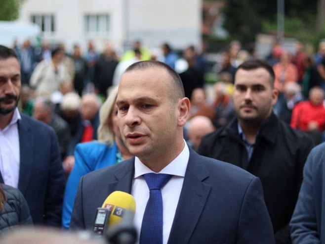 Oglasio se dr Nikola Šobot povodom navoda da će biti na čelu FZO RS