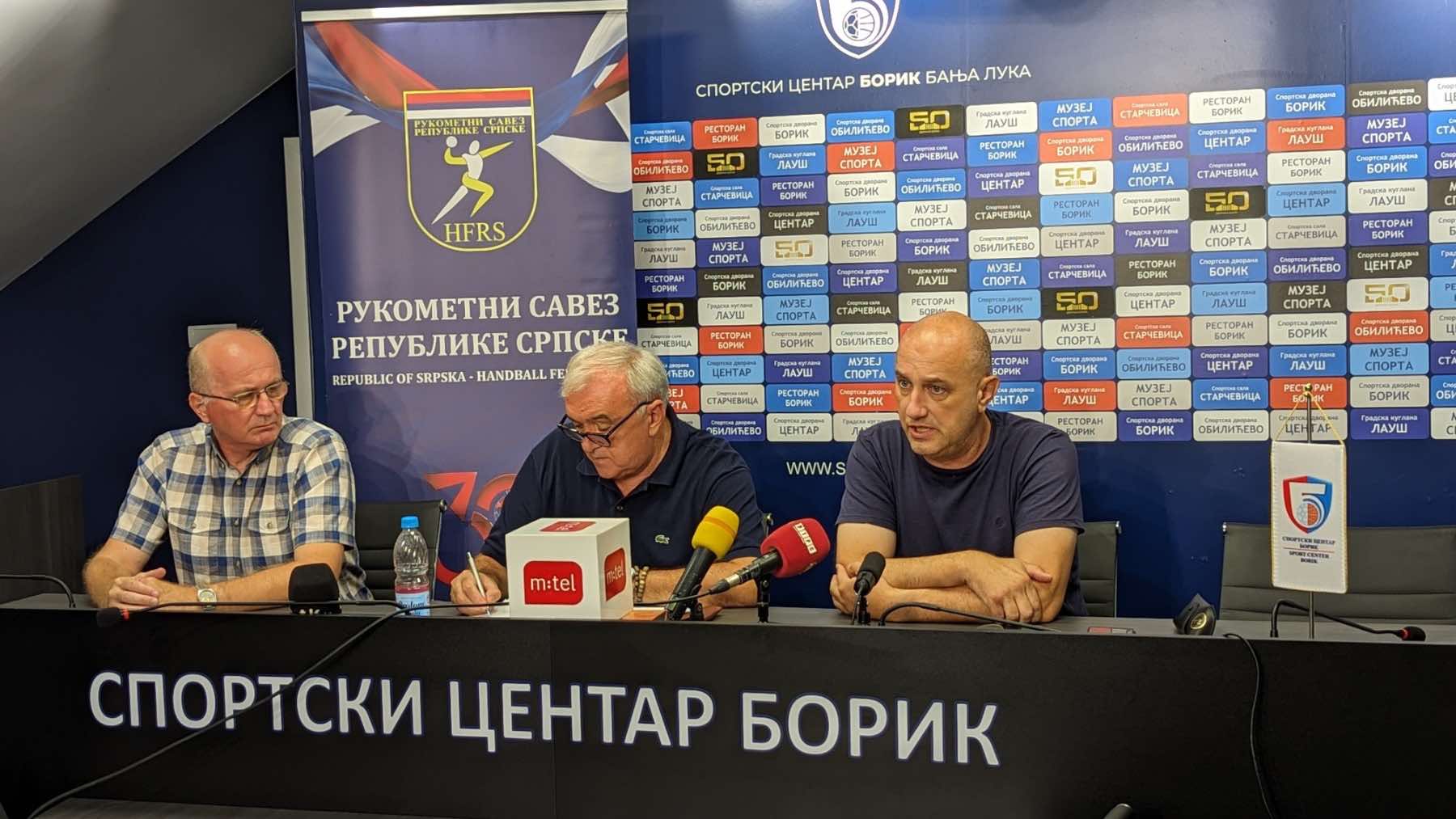 (FOTO) SVE SPREMNO ZA SPEKTAKL GODINE Bliži se Svesrpski kup za rukometaše i rukometašice