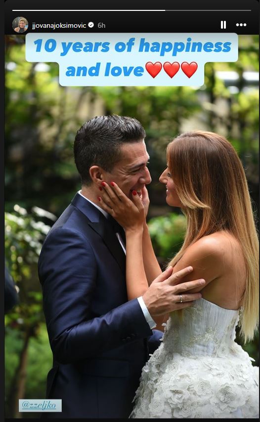 (FOTO) VELIKO SLAVLJE U DOMU JOKSIMOVIĆA Jovana se javno pohvalila srećnim vijestima, evo o čemu se radi