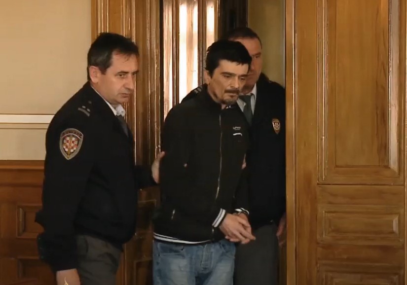 MONSTRUM POKUŠAO SILOVATI ANTONIJU (17), PA JE UBIO Dragan Paravinja traži od suda da ga puste na slobodu
