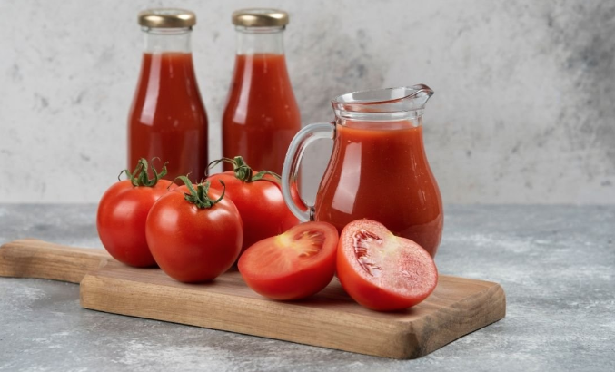 OVAKO SU GA SPREMALE BAKE Starinski recept za domaći kečap