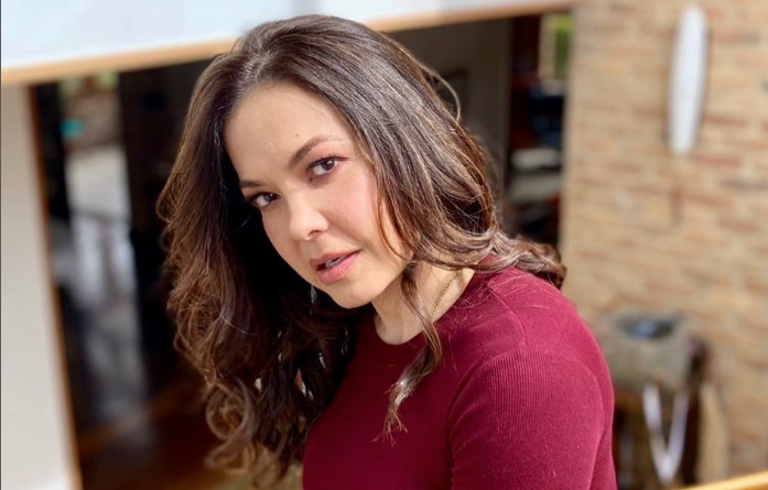 „IZUZETNO LIJEPA, SRDAČNA I PRIRODNA ŽENA“ Čuvena Kasandra dolazi u Srbiju, producent serije otkrio da li je imala posebne zahtjeve
