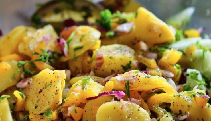 SAVRŠEN OBROK Salata od pečenog krompira
