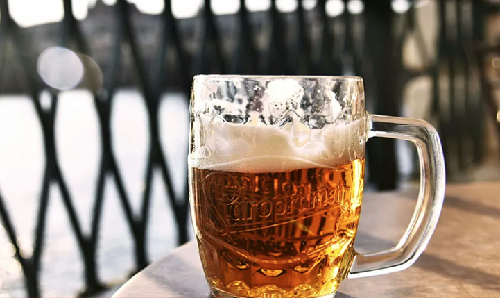 ČAK I NA OKTOBERFESTU Bezalkoholno pivo postaje sve popularnije