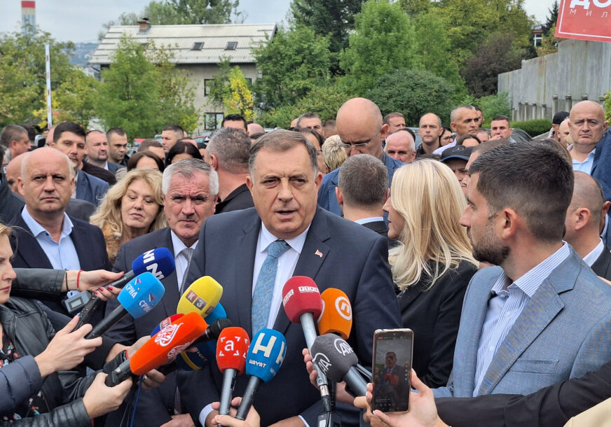 "PROCES PRED SUDOM BiH BESMISLEN" Oglasio se Dodik nakon ročišta u Sarajevu