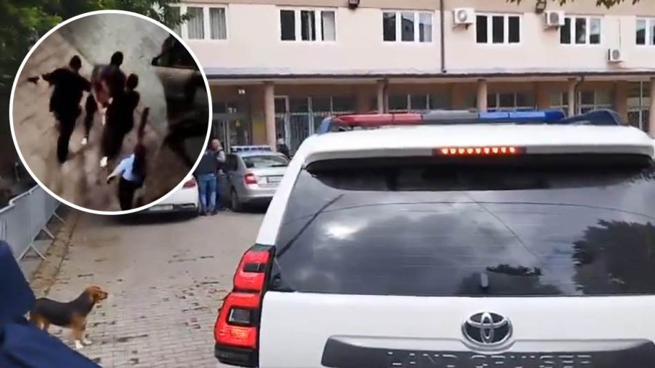 BRUTALNO UHAPŠENE SRBE DOVOZE U SUD Okupljeni su vozila sa mladićima dočekali aplauzom