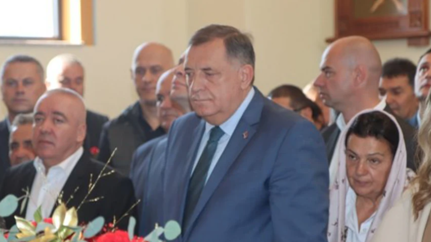 "SVETIONIK ZA BUDUĆE GENERACIJE" Oglasio se Dodik nakon osveštenja Hrama Rođenja Presvete Bogorodice