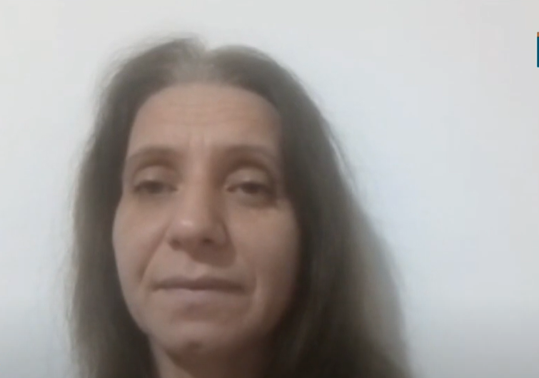 PROFESORICA IZ TRSTENIKA I DANAS PROŽIVLJAVA NOĆNE MORE I TRAUME Ispovijest Marije koju su maltretirali i ponižavali: Izmaknuli joj stolicu, sve snimali i okačili na internet
