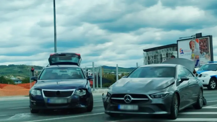 JOŠ JEDNA SAOBRAĆAJKA U BANJALUCI Sudar dva vozila na zapadnom tranzitu