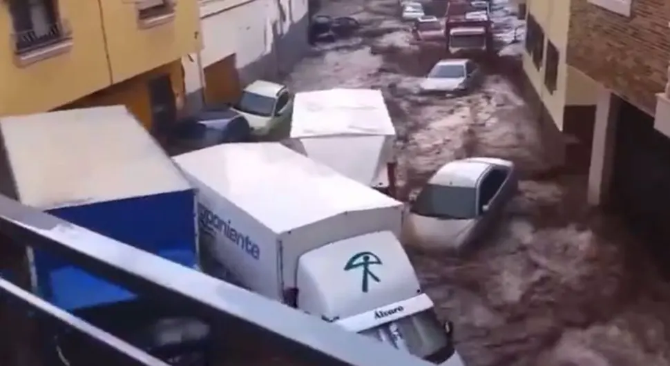 (VIDEO) DRAMATIČNI PRIZORI! Pukla brana u Poljskoj pod naletom vode