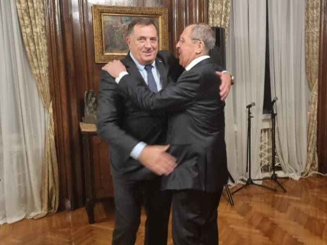 "OTPORNOST, HRABROST I USPJESI U PATRIOTSKIM PODUHVATIMA" Medvedev i Lavrov uputili pisma podrške predsjednku Dodiku