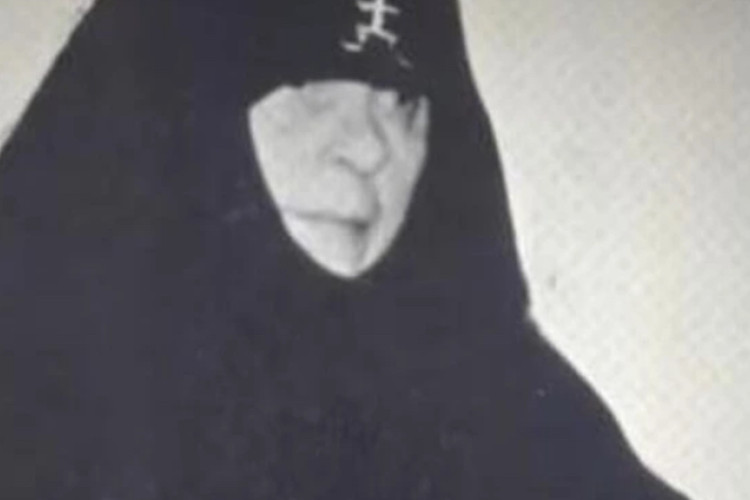 ZBOG NJE STRADALO GOTOVO 200 LJUDI Jeziva istina o monahinji iz pakla šokirala javnost
