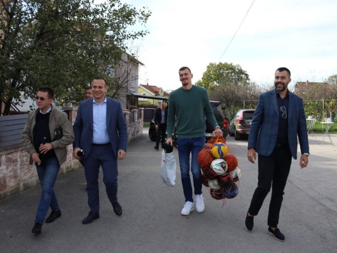 (FOTO) "BANJALUKA JE BILA I OSTAĆE GRAD SPORTA" Šobot: Svako novo igralište je nova radost