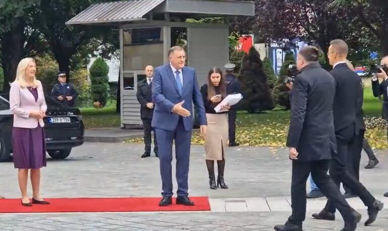 MAĐARSKI MINISTAR U BANJALUCI Cvijanovićeva i Dodik dočekali Sijarta