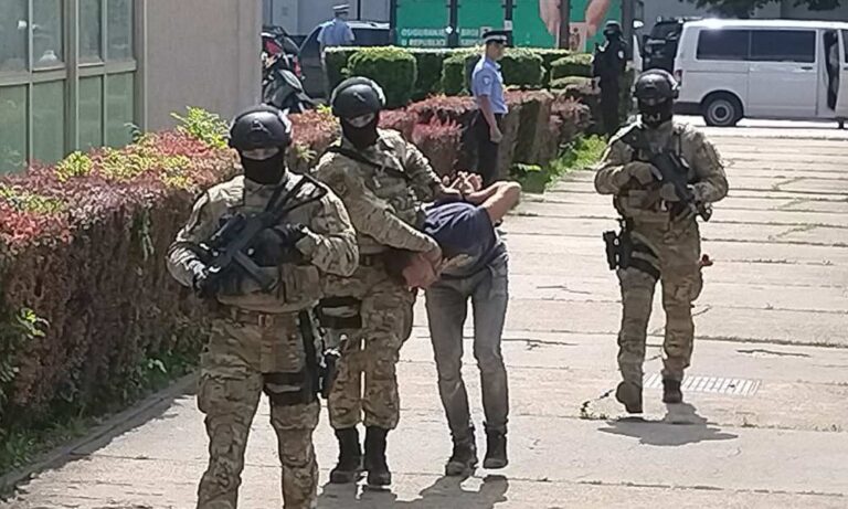 DEBELI DOSIJE UHAPŠENIH U AKCIJI "ESKADRON" Šestorka optužena za šverc marihuane i kokaina u Banjaluci