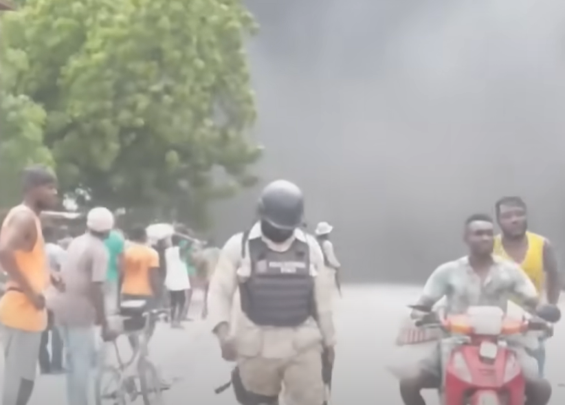 (VIDEO) MAME IH HRANOM I KORISTE KAO LJUDSKI ŠTIT Jezivo: Bande tjeraju gladnu djecu da se bore