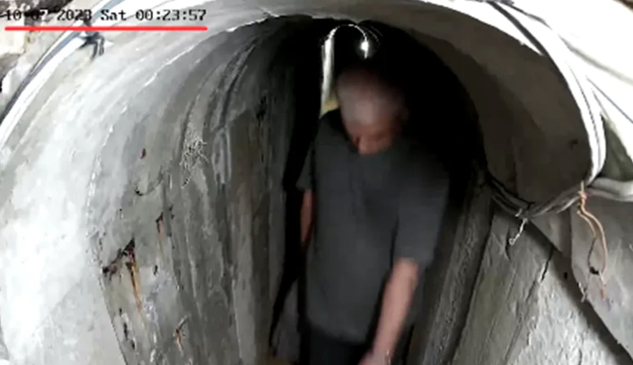 (VIDEO) POZNATO ŠTA JE RADIO UOČI MASAKRA! Objavljen snimak vođe Hezbolaha u tunelu