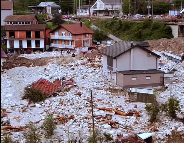 VRIJEDNOST VEĆA OD MILION KM Dugogodišnji humanitarci doniraju 40 vozila ljudima pogođenim poplavama
