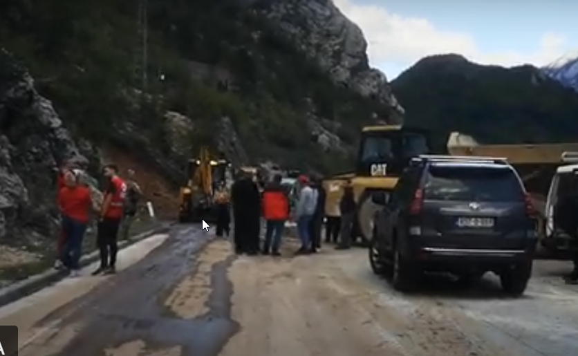 "LJUDSKI ŽIVOTI SE NIKADA NEĆE VRATITI" Sve snage rade na osposobljavanju putne komunikacije između Mostara i Jablanice