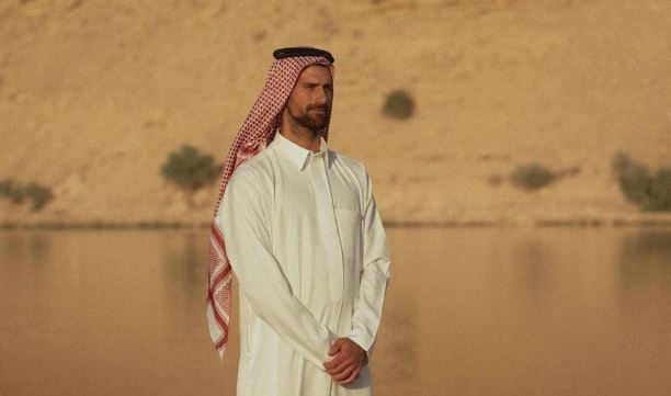 (FOTO) OVO MORATE VIDJETI! Đoković novim fotografijama još jednom oduševio planetu: "Šeik Nole"