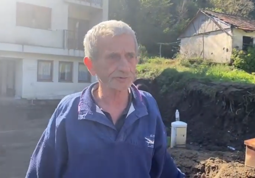 (VIDEO) POTRESNA ISPOVIJEST OMERA IZ JABLANICE "Nosio sam dijete u naramku i zaglavio se u blatu do pasa"