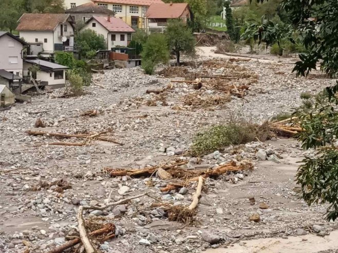 VANREDNA SJEDNICA VLADE Formiran štab za procjenu štete i sanaciju