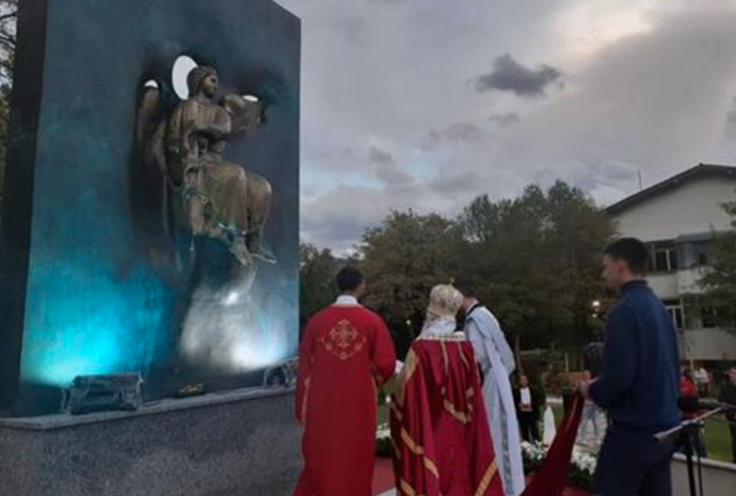 MEMORIJALNI KOMPLEKS U ISTOČNOM SARAJEVU Svečano otkriven spomenik "Beli anđeo"