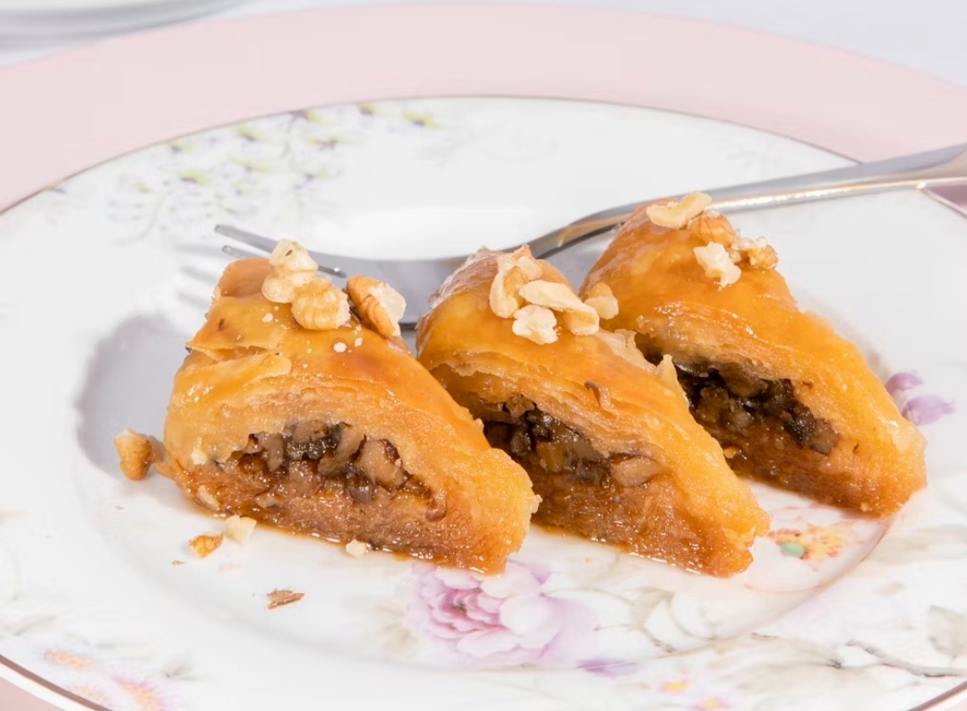 TOLIKO SOČNA DA SE TOPI U USTIMA Grčka baklava bez kora, gotova za nekoliko minuta