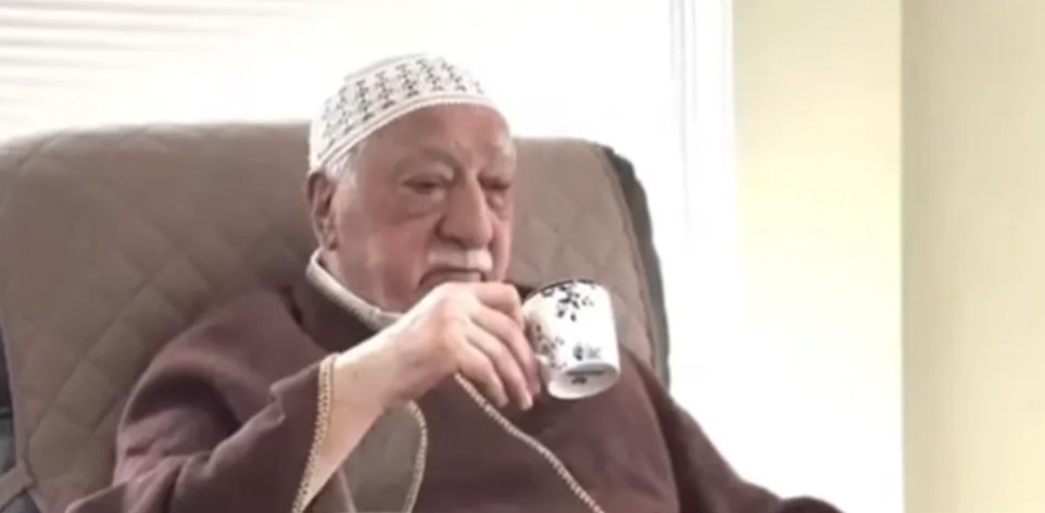 BIO ERDOGANOV NAJVEĆI PROTIVNIK Preminuo Fetulah Gulen