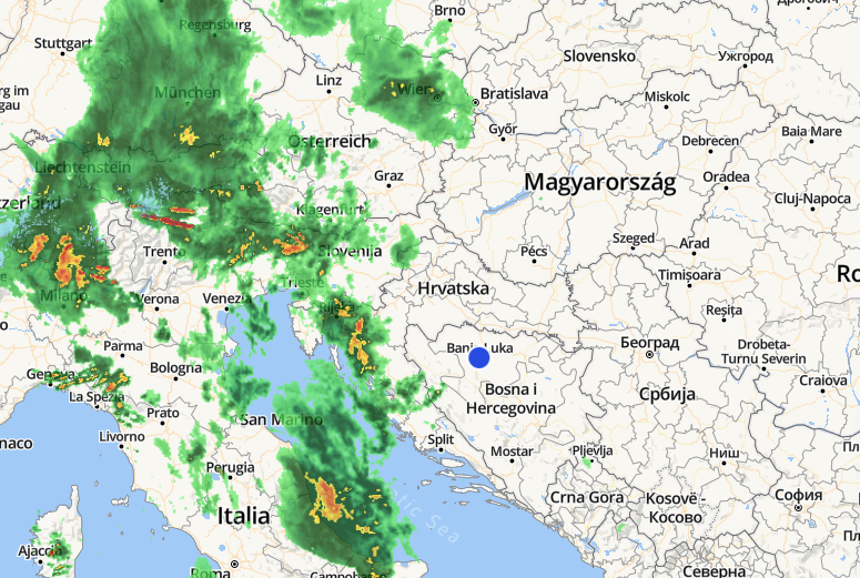 PRIBLIŽAVA SE NEVRIJEME Noćas nas očekuje jaka kiša, pratite kretanje oblaka uživo