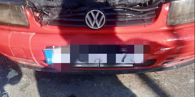 VATROGASCI OBJAVILI FOTOGRAFIJE Gorio automobil u Banjaluci