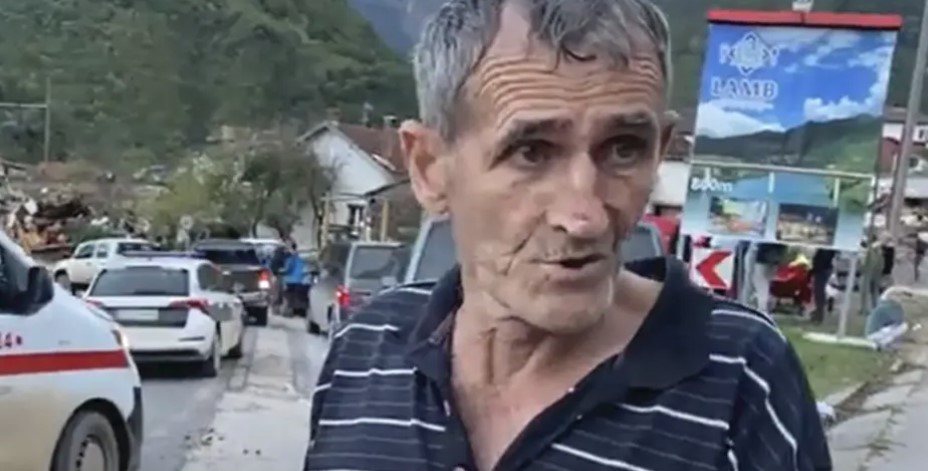"IŠAO JE IZA MENE, ODJEDNOM GA JE ODNIO VELIKI TALAS" Ispovijest čovjeka koji je izgubio sina u poplavama