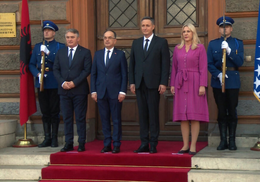BAJRAM BEGAJ STIGAO U BiH Cvijanovićeva, Bećirović i Komšić dočekali predsjednika Albanije u Sarajevu