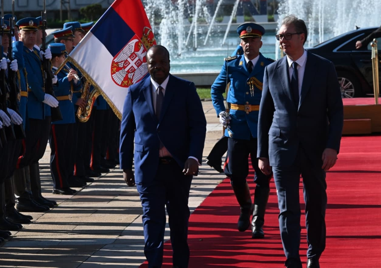 (FOTO) UNAPREĐENJE ODNOSA DVIJE ZEMLJE Aleksandar Vučić ugostio kralja Evsatinija