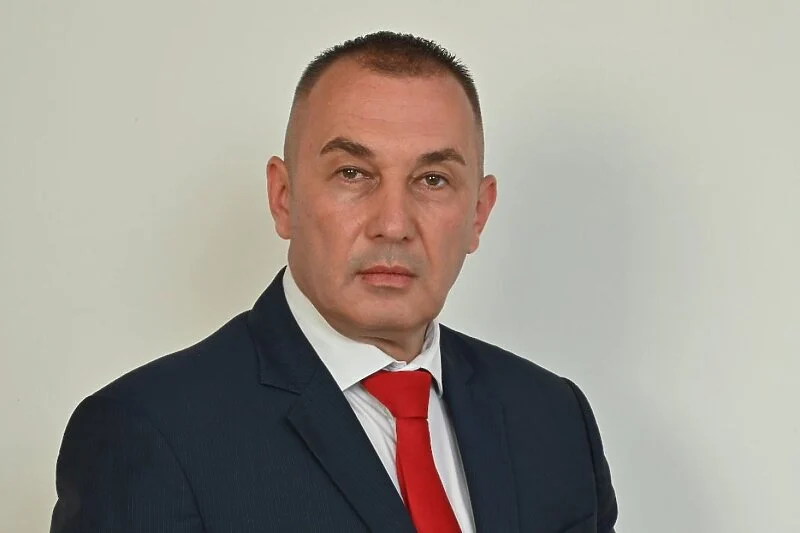 SNSD IZGUBIO PALE Pobijedio kandidat DEMOS-a Dejan Kojić