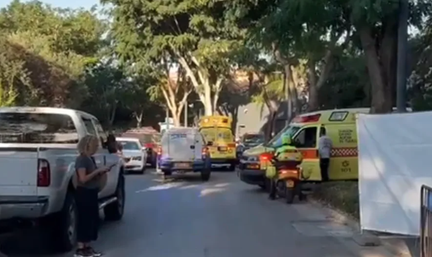 (VIDEO) HAOS NA ISTOKU Napad dronom u kvartu gdje je i Netanjahuova kuća