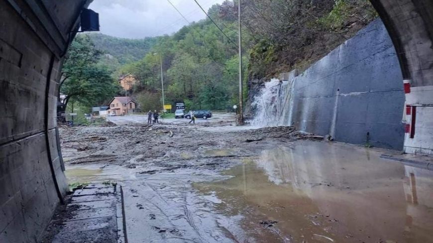 ŠALJE SE HELIKOPTER U JABLANICU Premijerka HNK-a, Marija Buhač, tvrdi: Ima žrtava u poplavama!
